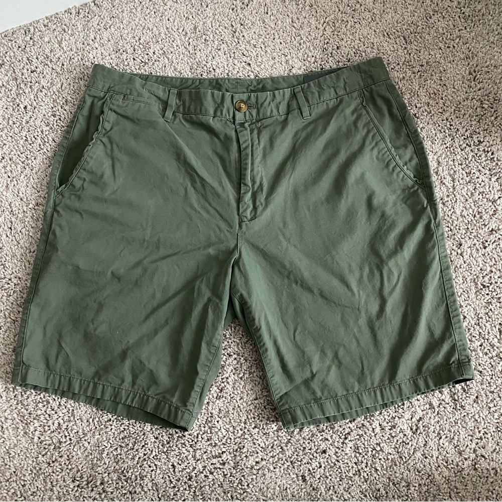 Bonobos Summer Weight Shorts Size 36 Waist